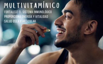 un hombre tomando un multivitanimico: MULTIVITAMINICO: fortalece el sistema inmunológico , proporciona energía y vitalidad, salud ósea y articular